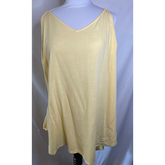 Torrid Tank Top Flowy Sleeveless Casual V-Neck Yellow Plus Size‎ 2 - Picture 1 of 3